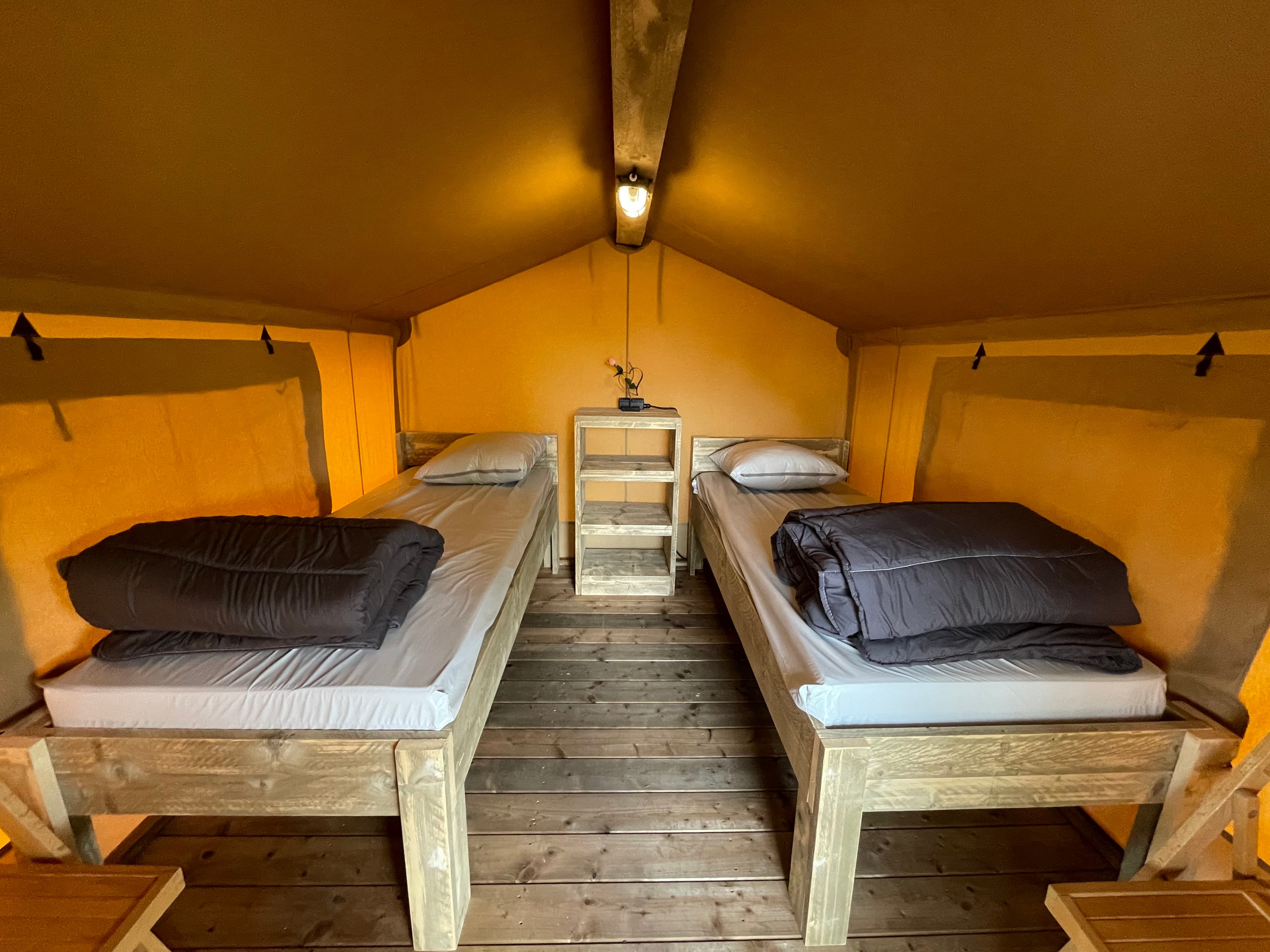 Lodge 1 Bedrooms 2
